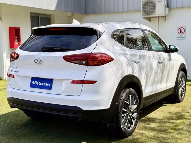 HYUNDAI TUCSON TL 2.0 AT VALUE - 2018 | 4611