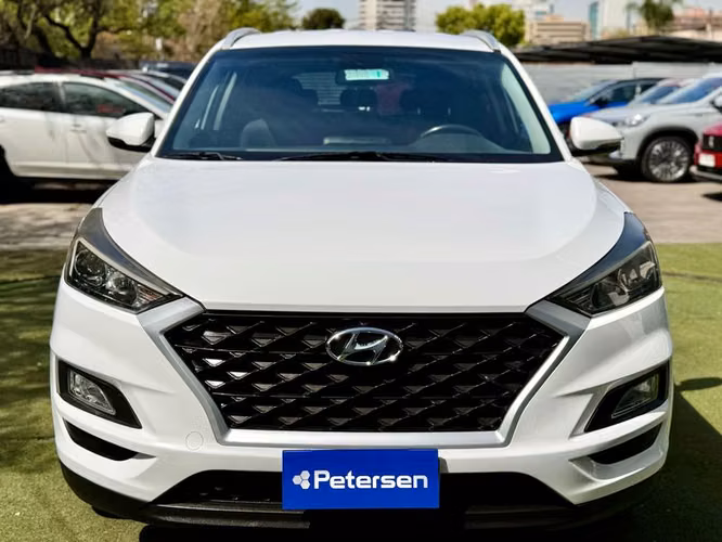 HYUNDAI TUCSON TL 2.0 AT VALUE - 2018 | 4611
