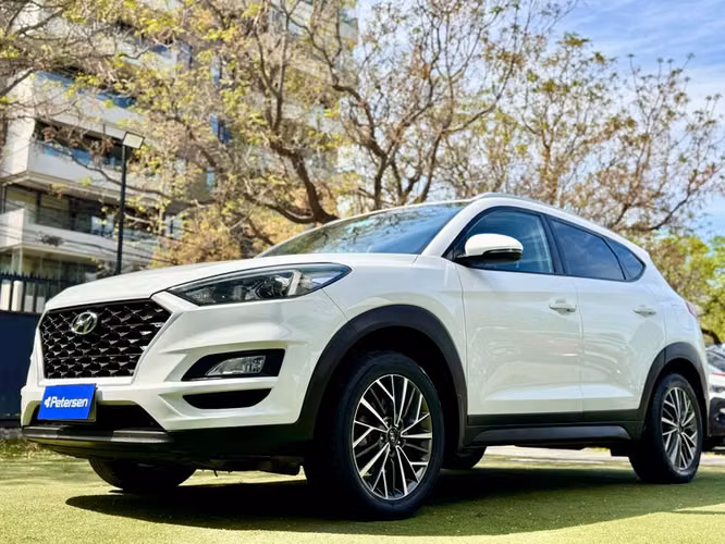 HYUNDAI TUCSON TL 2.0 AT VALUE - 2018 | 4611