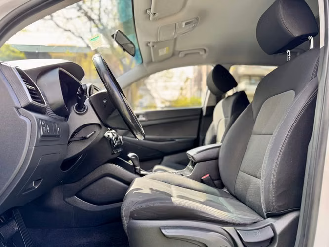 HYUNDAI TUCSON TL 2.0 AT VALUE - 2018 | 4611