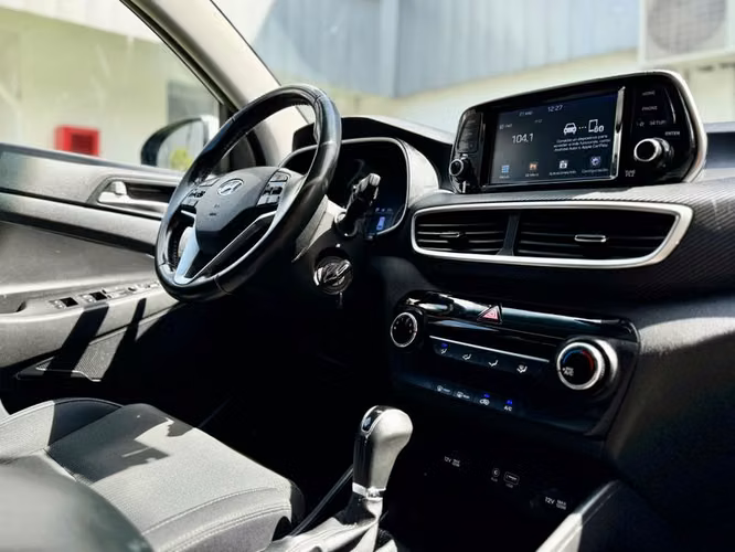 HYUNDAI TUCSON TL 2.0 AT VALUE - 2018 | 4611