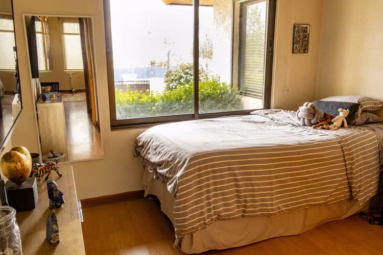 VENTA EXCELENTE CASA 7 HABITACIONES, MARAVILLOSO QUINCHO