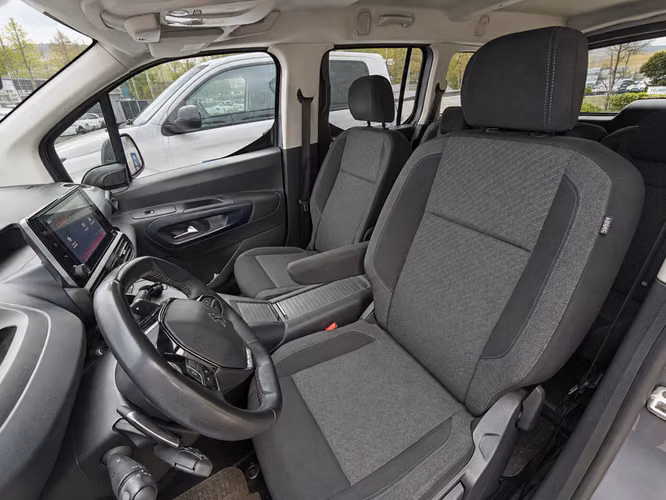 PEUGEOT RIFTER RIFTER ALLURE BLUEHDI 130 EAT8 - 2023 | 4709 - Imagen 20