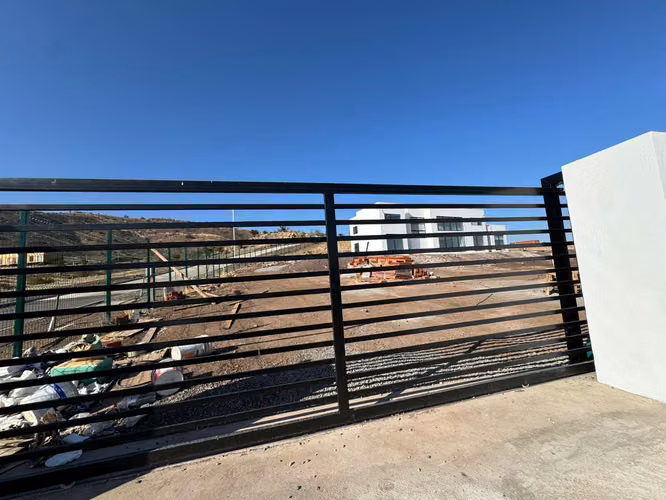 Oportunidad! Casa moderna de 360 mts2, 6D,4B. en parcela de 5.000 mts2 - Imagen 21