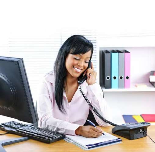 SECRETARIA
