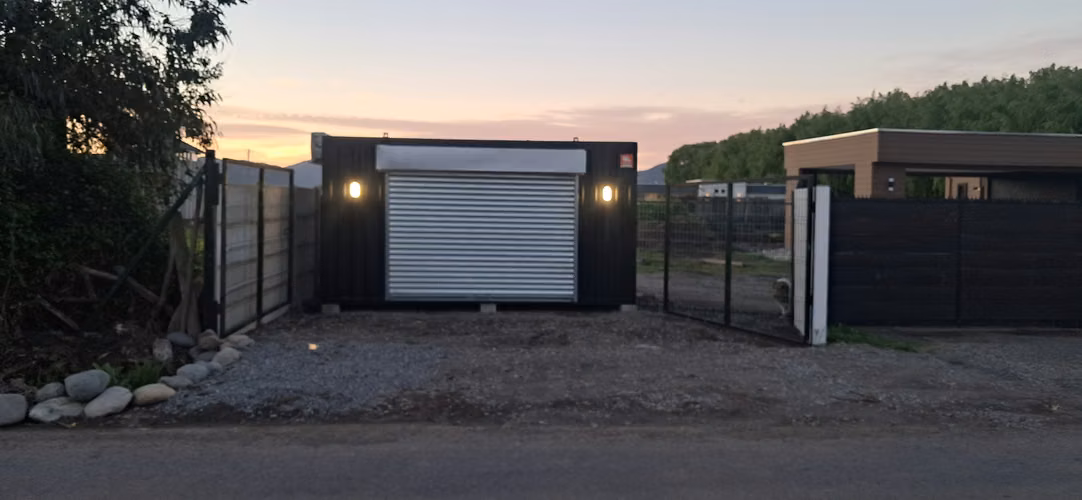Arriendo Local Comercial / Sala de Venta