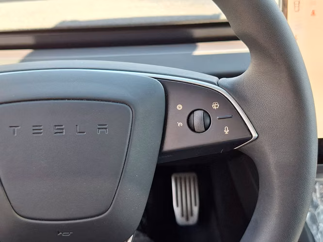 TESLA MODEL 3 2024 - Imagen 12