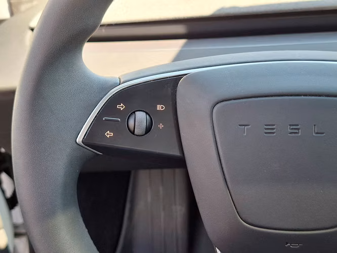 TESLA MODEL 3 2024 - Imagen 11