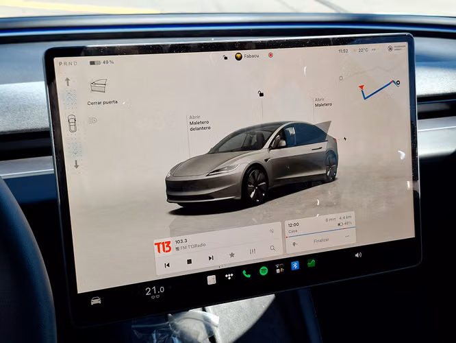 TESLA MODEL 3 2024 - Imagen 13
