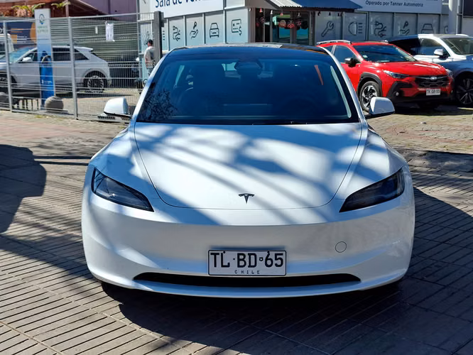 TESLA MODEL 3 2024 - Imagen 2