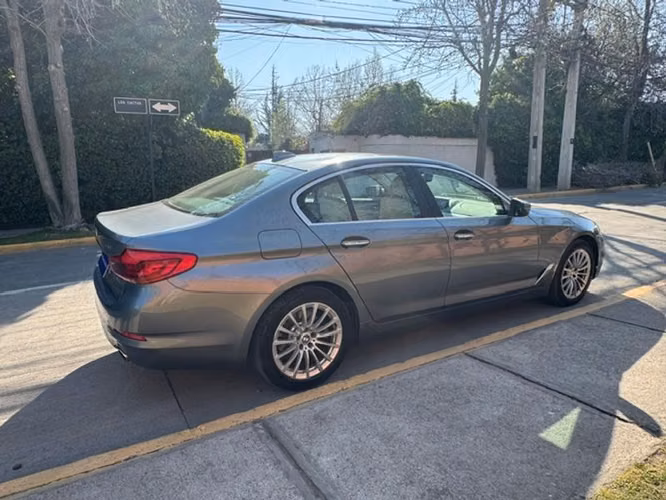 BMW 530 EXECUTIVE - 2018 | 4710 - Imagen 11