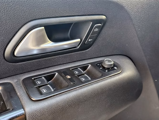 VOLKSWAGEN AMAROK 2023 - Imagen 11