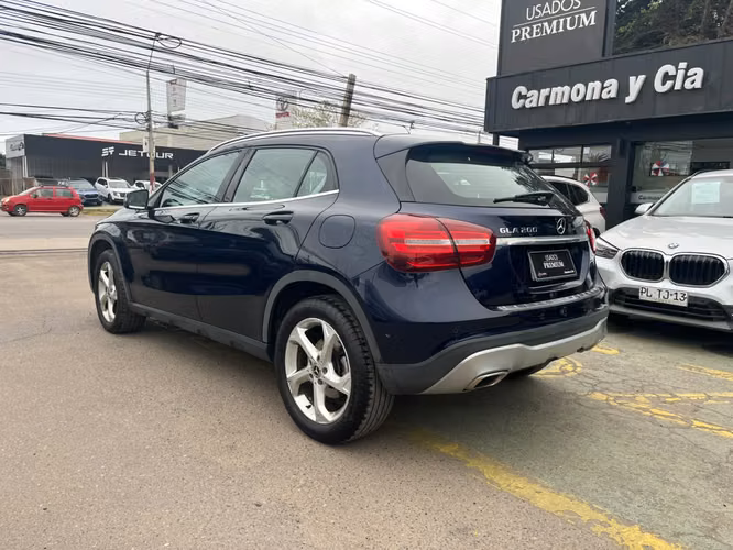 Mercedes Benz GLA 200 HB 1.6 TURBO