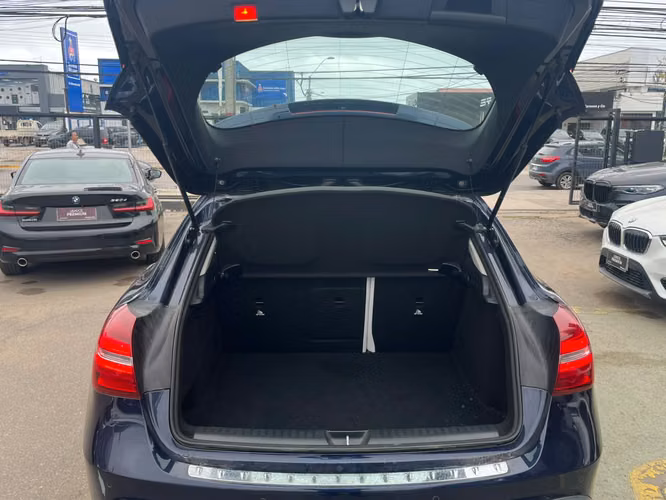 Mercedes Benz GLA 200 HB 1.6 TURBO