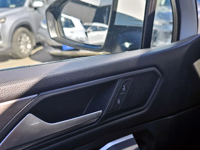 VOLKSWAGEN TIGUAN 2019 - Imagen 10