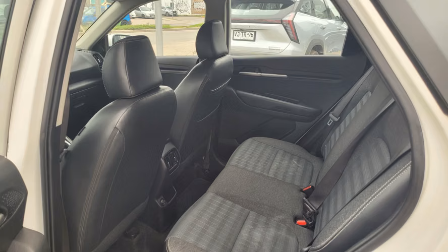 Kia Motors SONET EX 1.5 FULL MEC. 1.5 • 4x2 • Mecánica • 2024