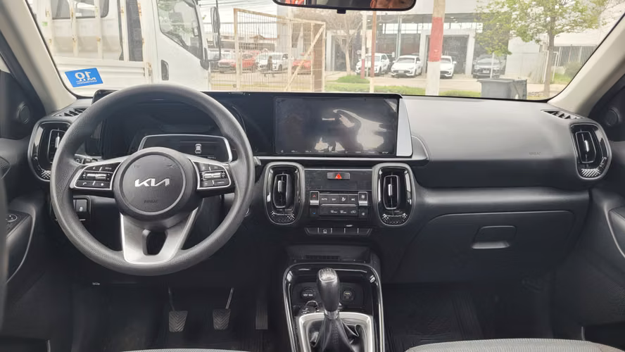 Kia Motors SONET EX 1.5 FULL MEC. 1.5 • 4x2 • Mecánica • 2024