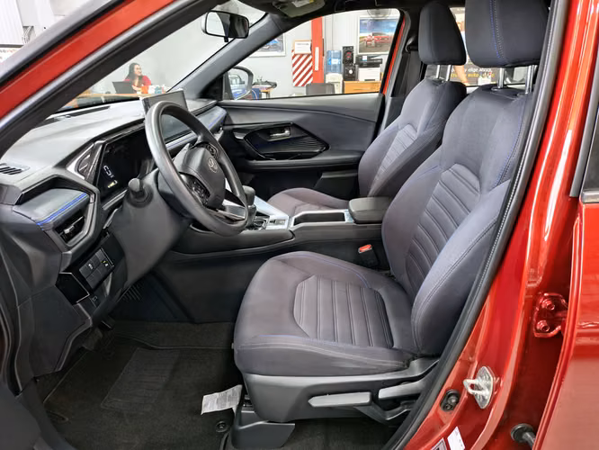 TOYOTA YARIS CROSS 2024