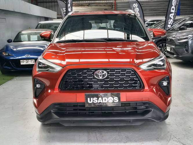 TOYOTA YARIS CROSS 2024