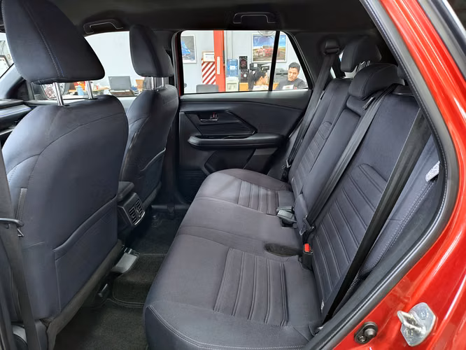 TOYOTA YARIS CROSS 2024