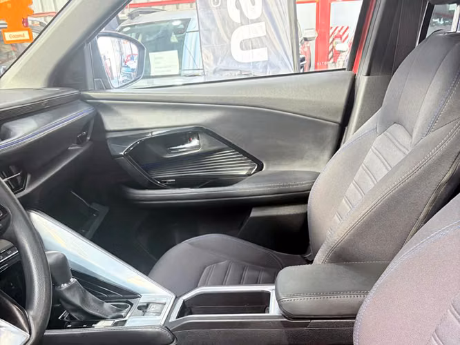 TOYOTA YARIS CROSS 2024 - Imagen 8