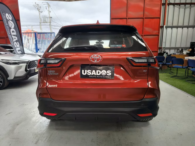 TOYOTA YARIS CROSS 2024