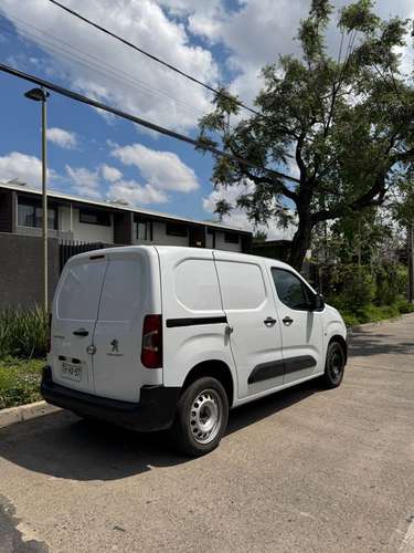 PEUGEOT PARTNER HDI PACK AA EV - 2024 | 4714 - Imagen 6