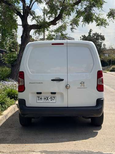 PEUGEOT PARTNER HDI PACK AA EV - 2024 | 4714 - Imagen 5