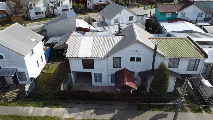 Casa en arriendo 4D 2B 1E Ribera Sur - Aysen (183359)
