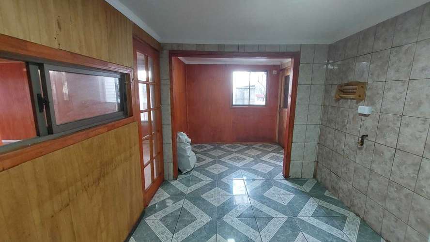 Casa en arriendo 4D 2B 1E Ribera Sur - Aysen (183359)