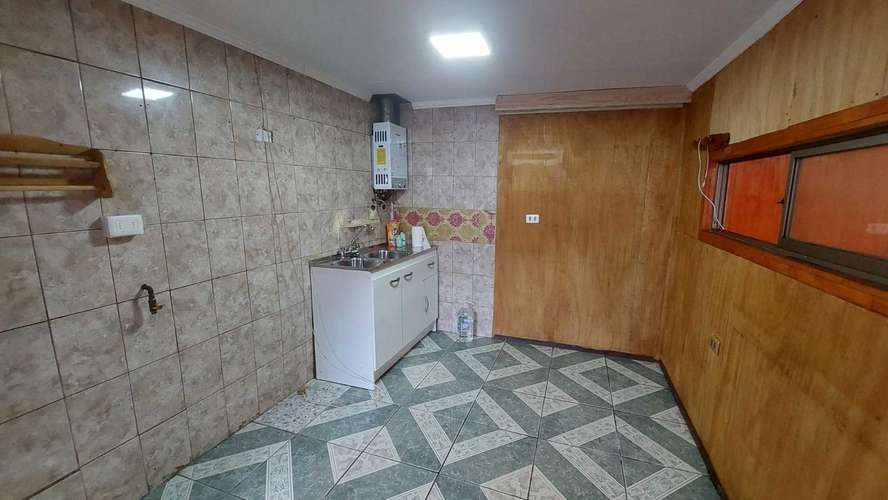 Casa en arriendo 4D 2B 1E Ribera Sur - Aysen (183359)