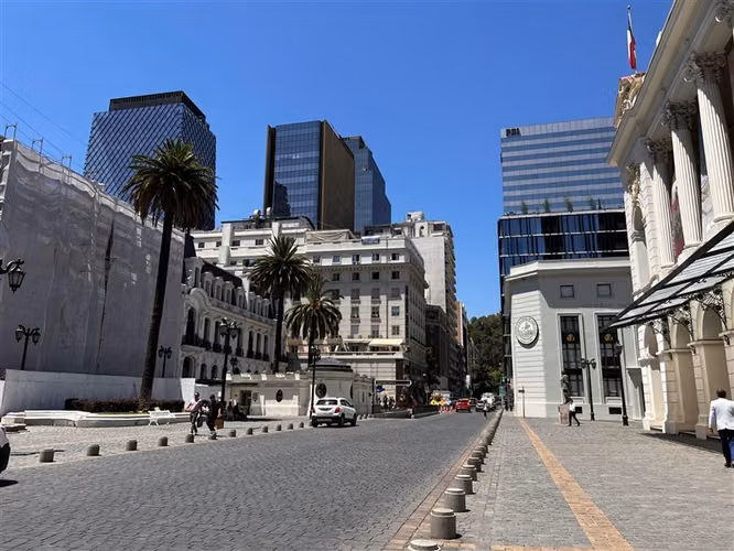 Oficina en arriendo calle Agustinas, Santiago
