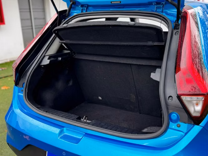 MG MG3 MT 1,5 COM - 2024 | 2520 - Imagen 12