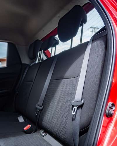 SUZUKI SWIFT GL 1.2 MT 2019  - Imagen 13