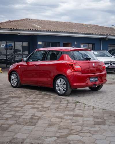 SUZUKI SWIFT GL 1.2 MT 2019  - Imagen 3