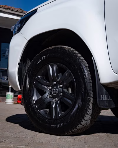 TOYOTA HILUX 2.7 2022  - Imagen 4