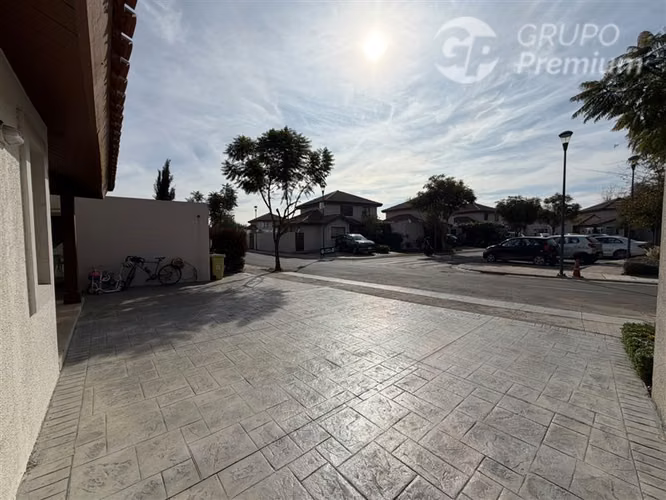 Casa en venta de 5D 3B Condominio Las Calandrias Chicureo - Imagen 28
