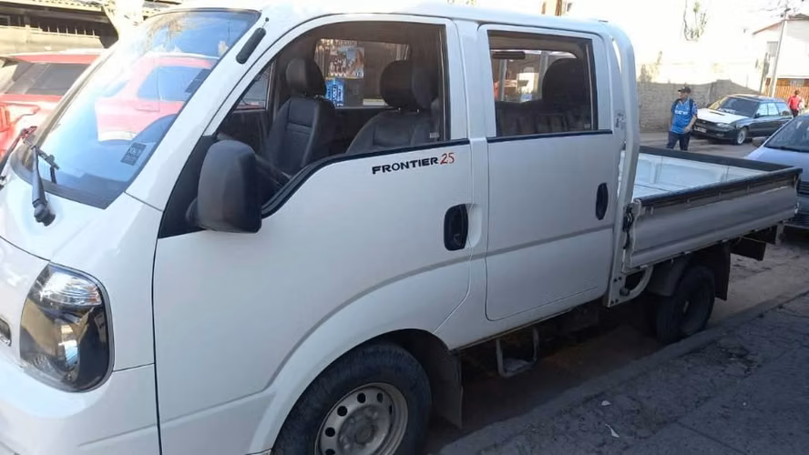 Kia frontier 2.5 año 2026 en prenda