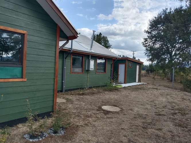 HERMOSA PARCELA CON CASA VIGAS A LA VISTA DE MADERAS NATIVAS PICINA Y QUINCHO