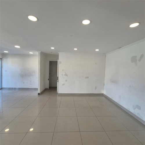 Arriendo local comercial 2 norte con 24 oriente - Imagen 6