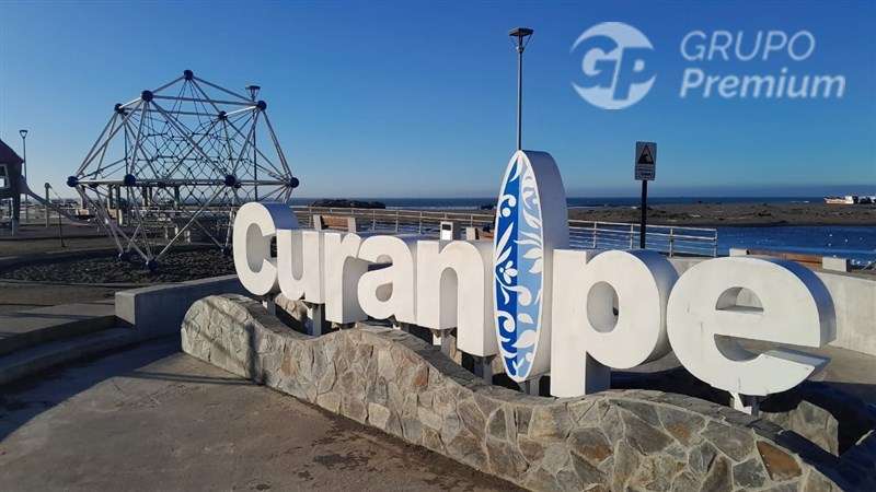Hostal restobar en venta en Pelluhue - Curanipe Maule