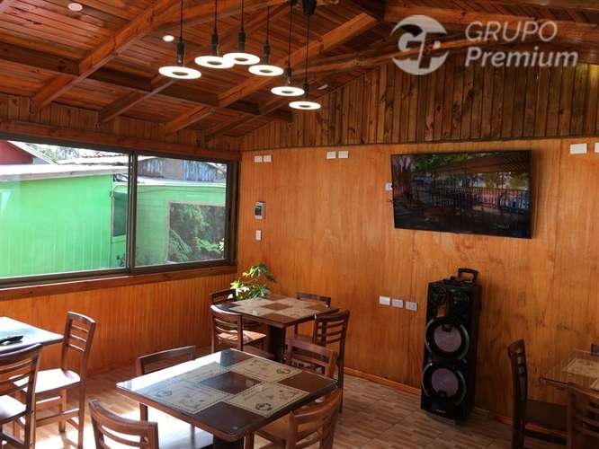 Hostal restobar en venta en Pelluhue - Curanipe Maule