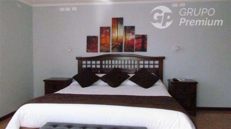 Hostal restobar en venta en Pelluhue - Curanipe Maule