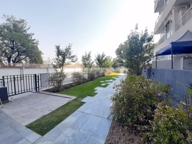 ACOGEDOR DEPARTAMENTO / TRANQUILO SECTOR RESIDENCI - Imagen 17