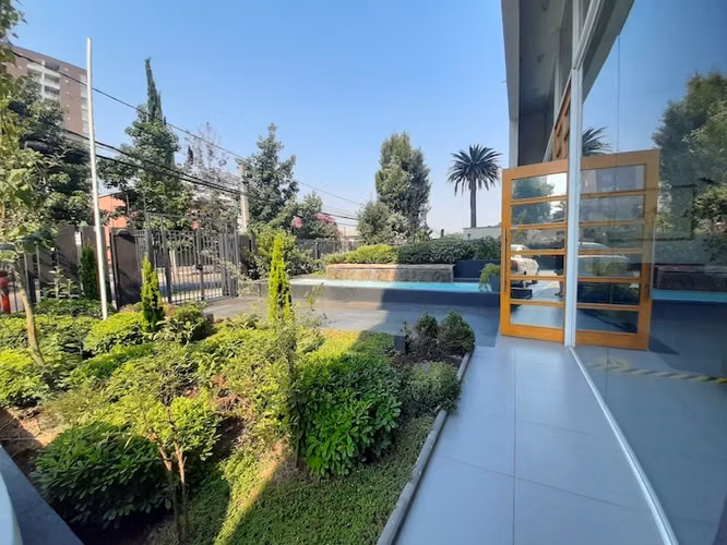 ACOGEDOR DEPARTAMENTO / TRANQUILO SECTOR RESIDENCI - Imagen 11