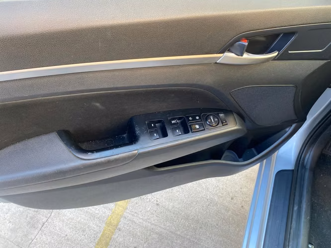 Auto Hyundai 2021 - Imagen 13