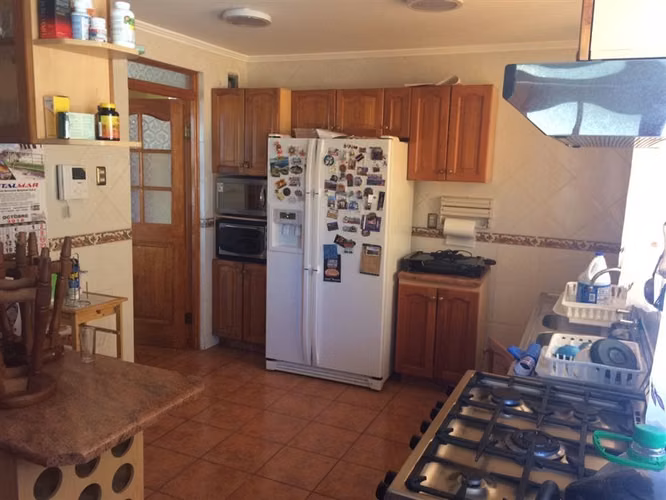 AMPLIA CASA DE 6 HABITACIONES EN PEÑUELAS COQUIMBO - Imagen 12