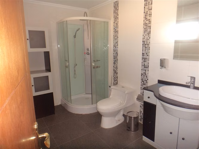 AMPLIA CASA DE 6 HABITACIONES EN PEÑUELAS COQUIMBO - Imagen 39