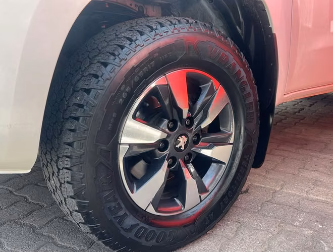 PEUGEOT LANDTREK ACTIVE BLUEHDI 180 4X4 AT - 2023 | 4643 - Imagen 9