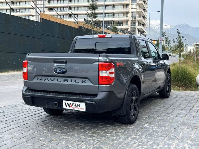 FORD MAVERICK LARIAT 2.0 4X4 2024 - Imagen 4